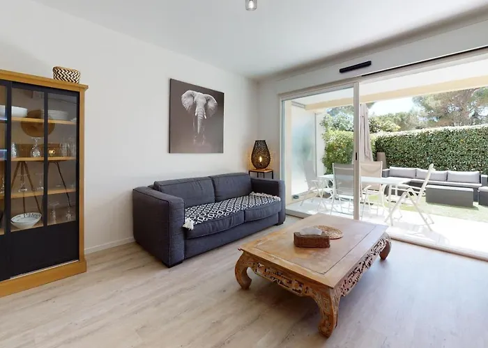 T2 : Jardin, Piscine, Parking A סן-מקסים